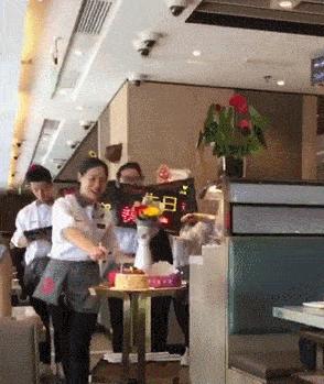 不要让海底捞知道你过生日,别让海底捞知道你的生日