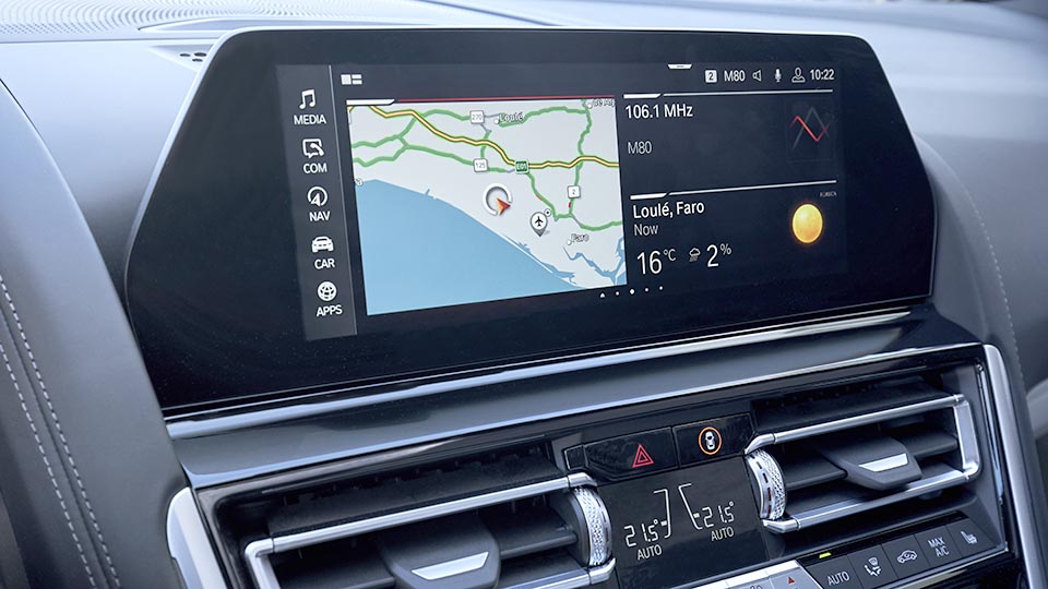 试驾宝马8系四门轿跑黑武士,新款宝马8系四门轿跑试驾