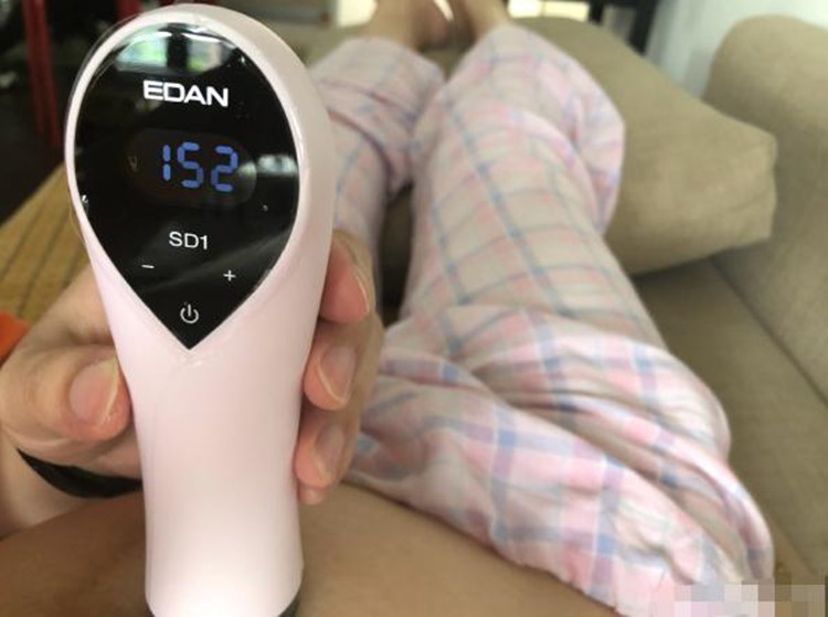 孩子出生的时候裹着羊膜囊怎么办,女婴连体衣护肚子