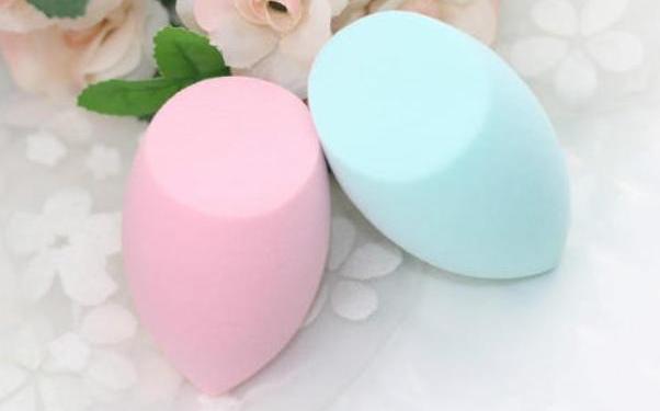 涂bb霜怎么防止起皮,涂bb霜的正确方法不卡粉