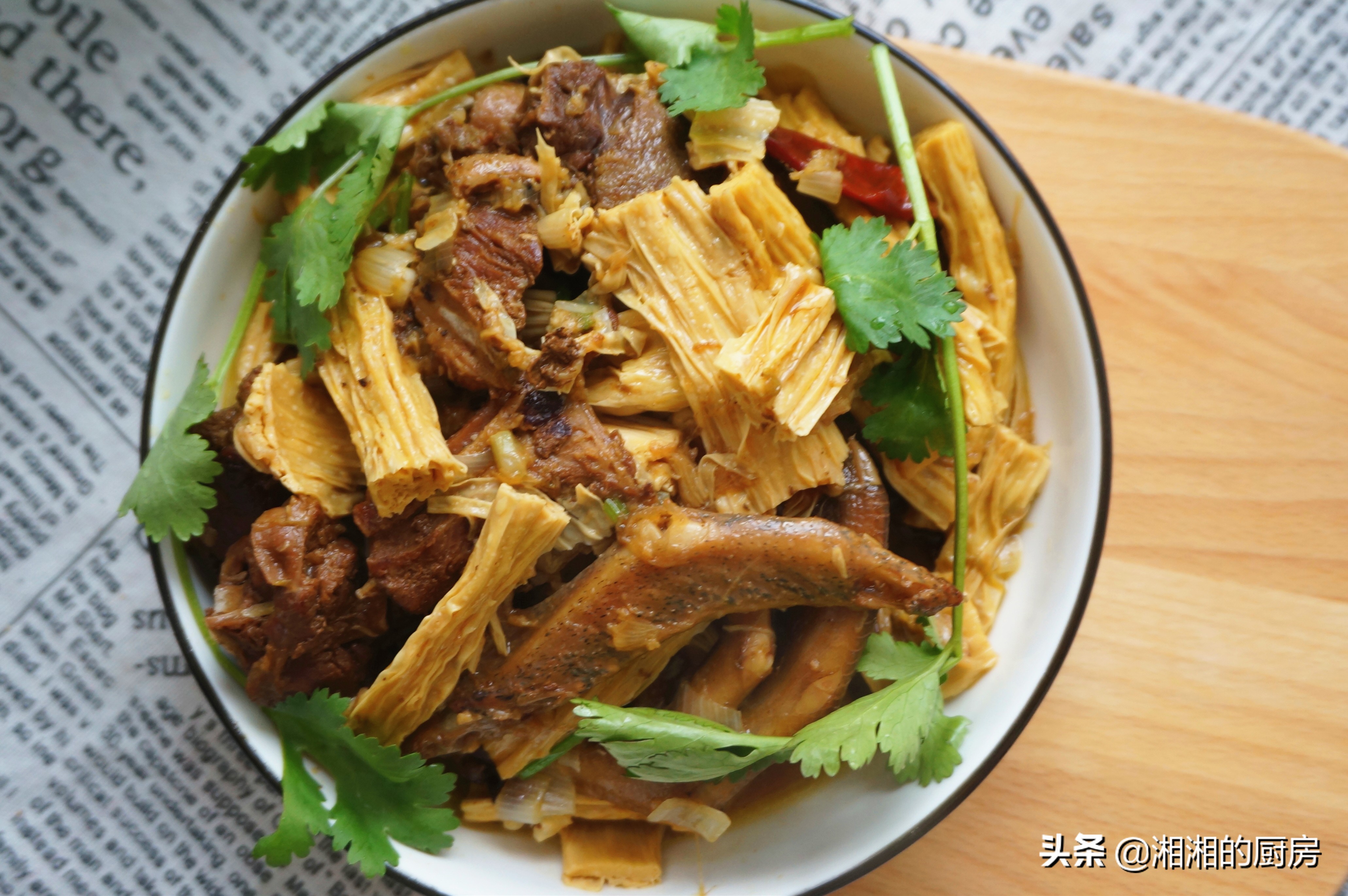 做鸭肉的时候怎么去鸭肉的腥味儿,鸭肉怎么煮才能去除腥味