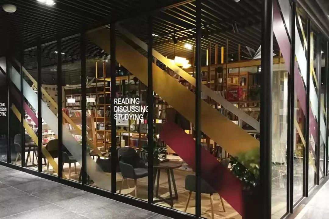 郑州实验外国语中学录取分数线,郑州实验外国语中学现在怎么样了