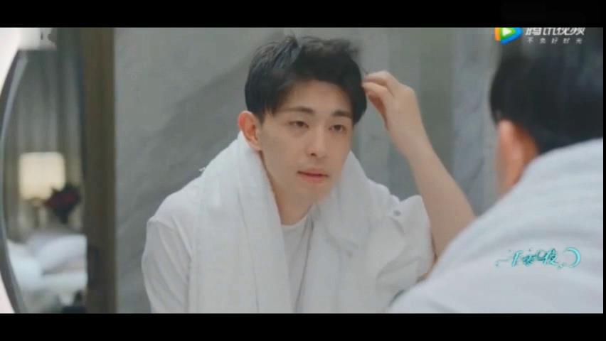 邓伦可爱集锦,面膜伦,傻鸟伦,看了让你心情好起来的小奶伦