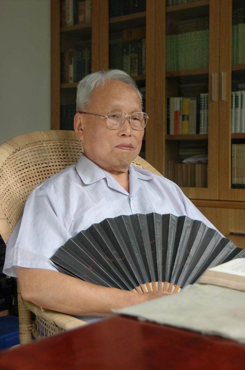 肚子胀满怎么治疗,腹胀病中医辨证论治