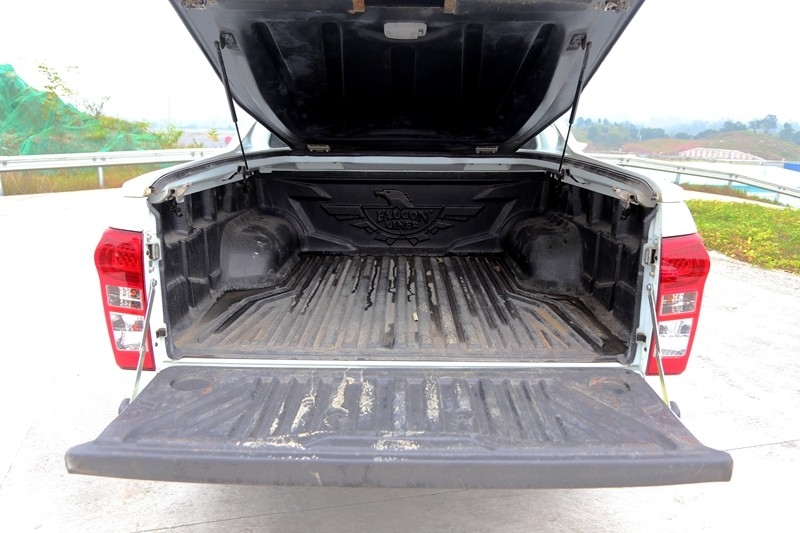 纳瓦拉dmax,纳瓦拉和d-max对比