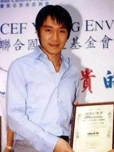 白发少年周星驰和他的盖世英雄