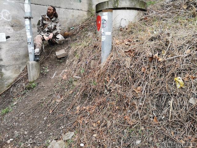 迷彩伪装效果图片,美军acu迷彩服伪装效果