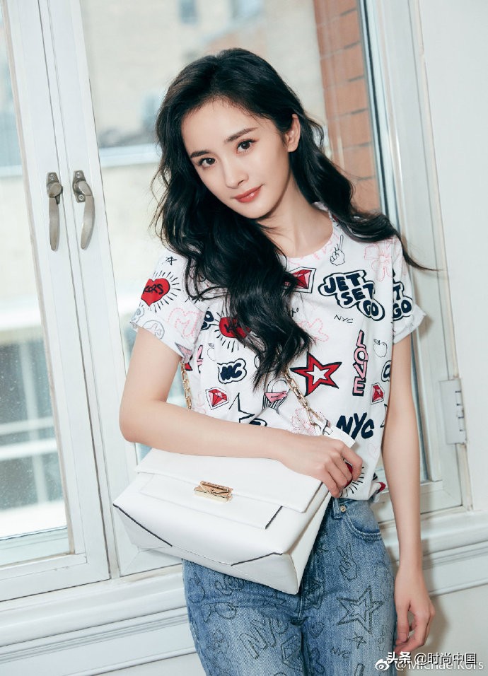 母亲节快乐送个包包给妈妈,母亲节送妈妈什么包包100左右