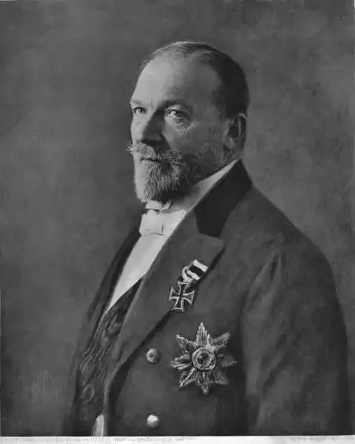 一战结束德国面对屈辱,一战宣告结束