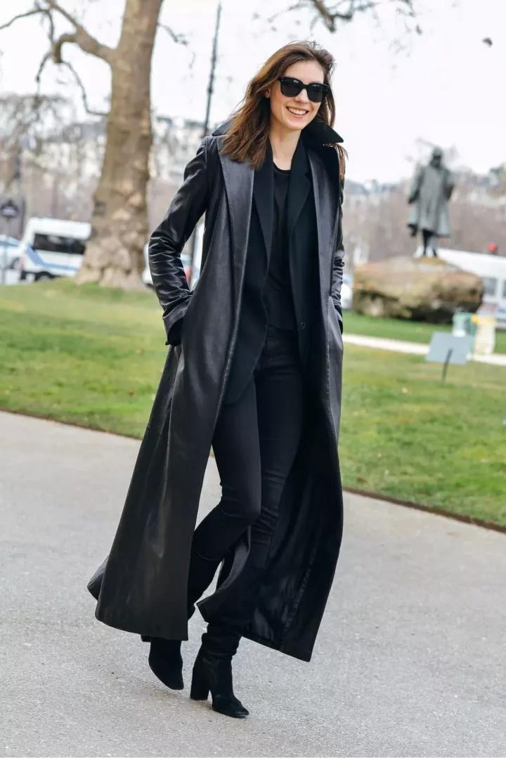 冬天脚怎么穿保暖又好看,今冬不流行露脚踝了露袜才更时髦