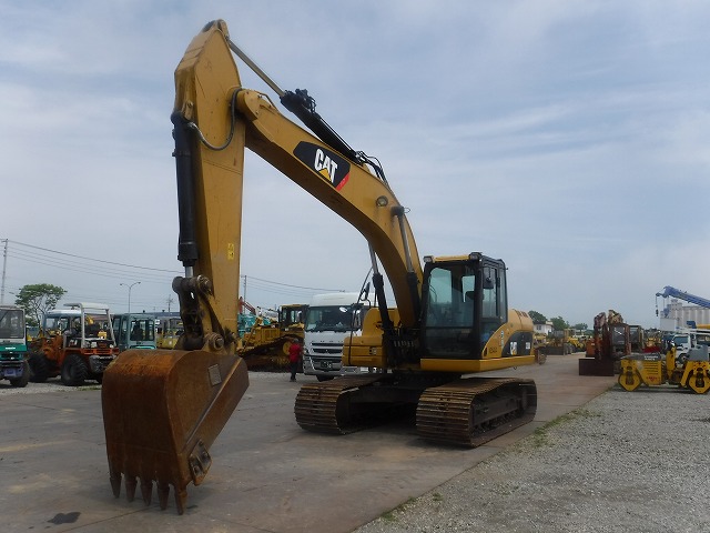 日本卡特313挖掘机价格表,卡特cat330挖掘机价格