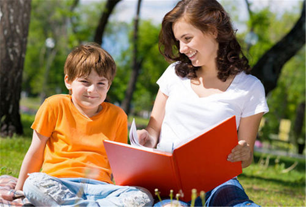 孩子脾气暴躁家长不要以暴制暴,孩子发脾气以暴易暴