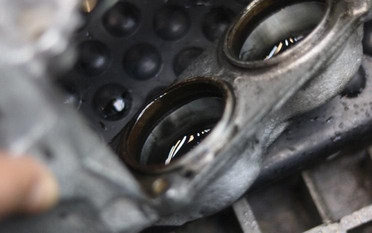 怪兽修车:翻新“残损不堪”的二手霸道LC150,满血复活变新车