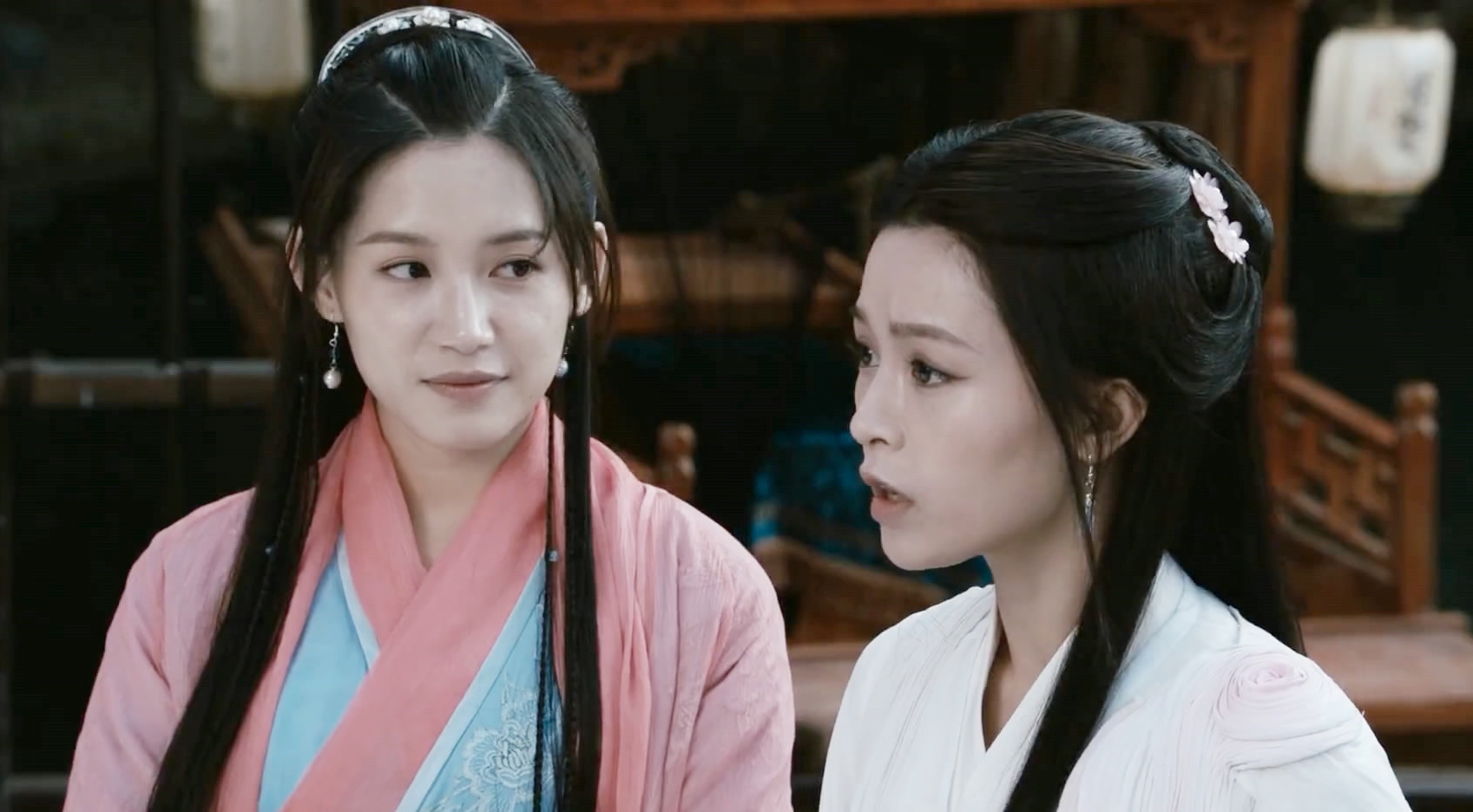 天龙八部王语嫣最后选择慕容复,新天龙八部段誉和王语嫣新旧对比