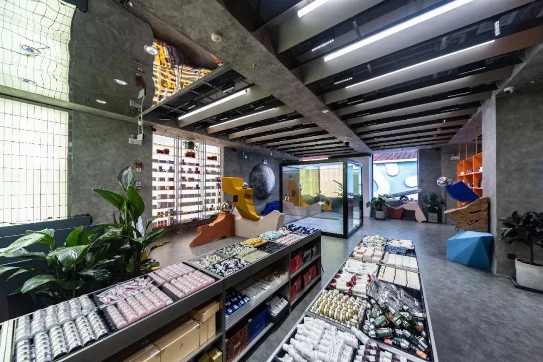 广州、武汉惊现“黑洞”，被“吸”进的消费者几乎没人空手而出