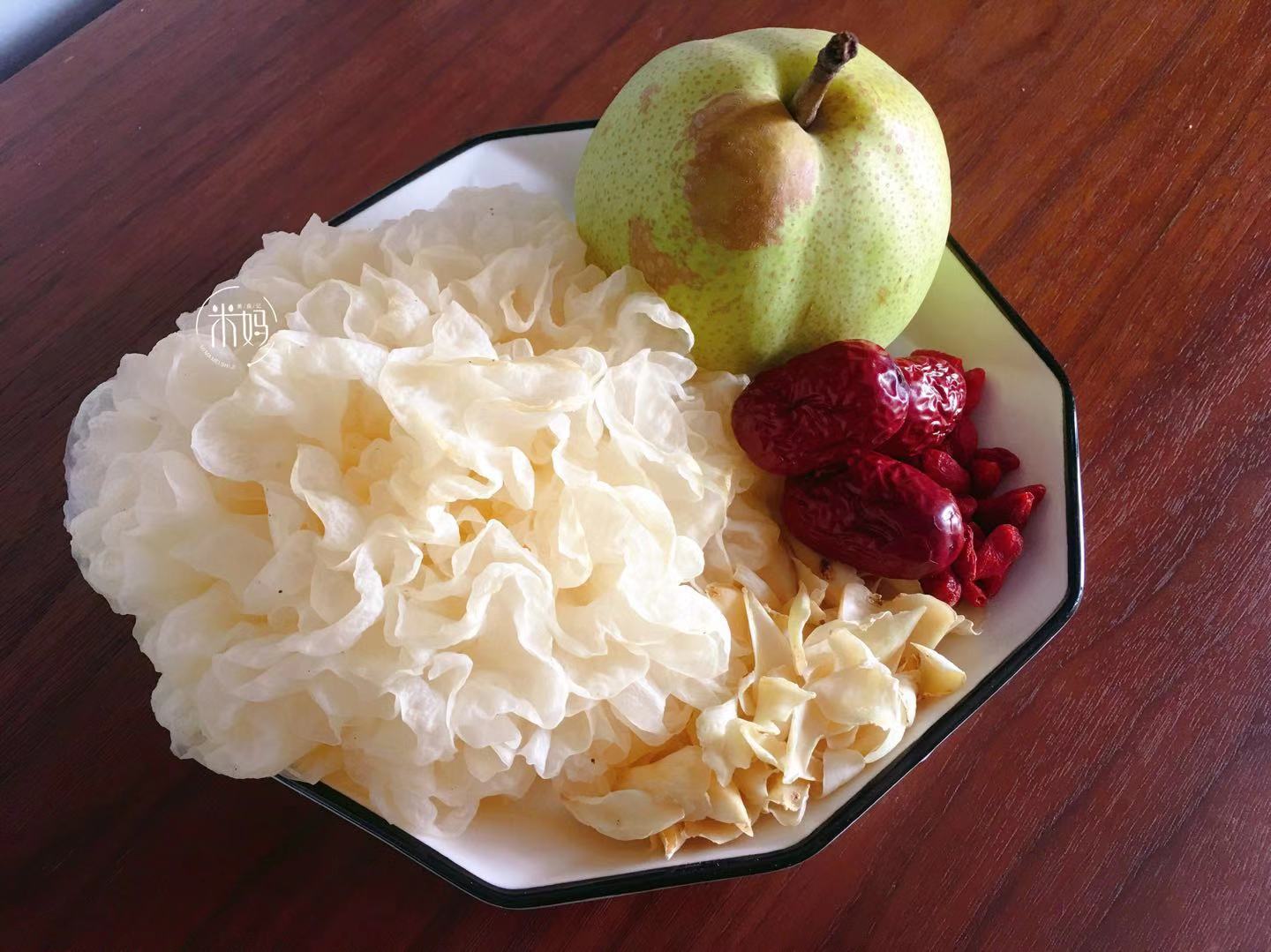 中秋过后喝什么汤不易感冒,秋天喝这锅汤营养丰富又健康