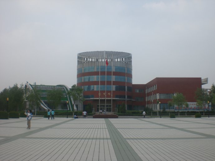 哈尔滨第三中学怎么样,黑龙江最好的高中德强哈三中