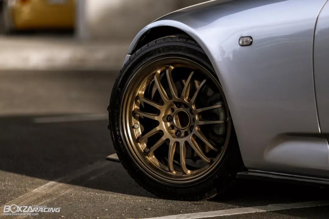 带你走进本田s2000,本田跑车s2000第一视角