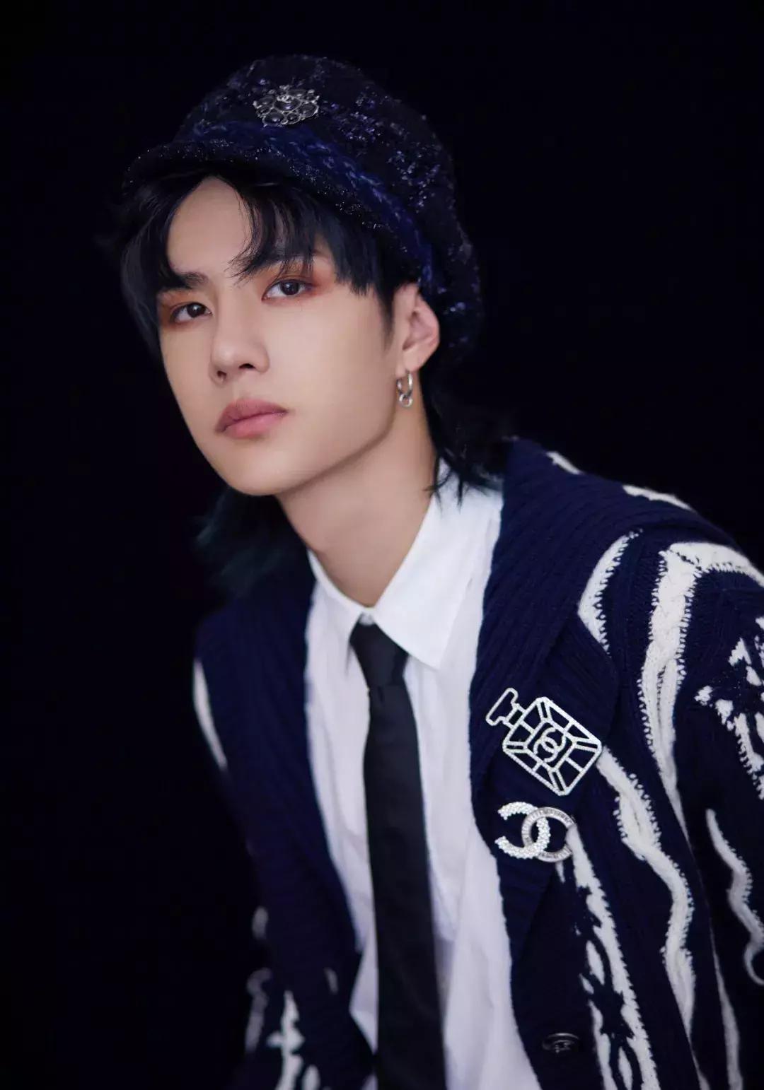 王一博黄子韬华晨宇,王一博和华晨宇眼妆