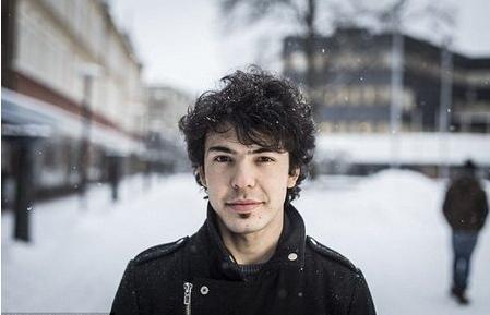 追风筝的人背后的故事,追风筝的人救赎还是赎罪