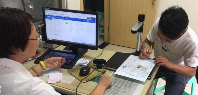 驾驶证体检表一般是几寸照片,补办驾驶证需要几寸照片什么颜色