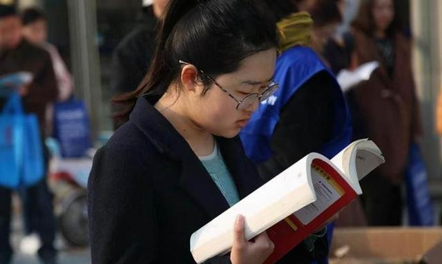 西部公务员赚钱吗,西部计划公务员工资