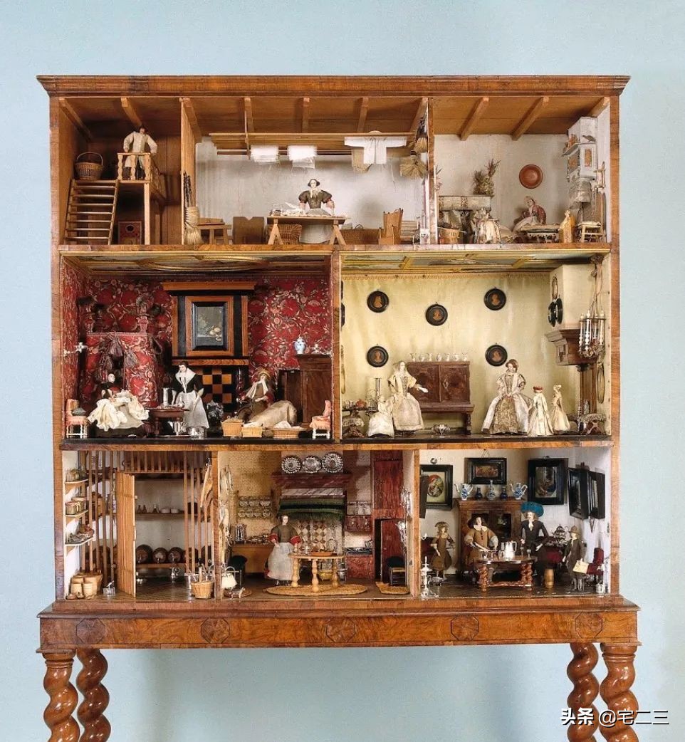 从KAWS、村上隆到草间弥生，为什么潮玩艺术也进军家居界了？