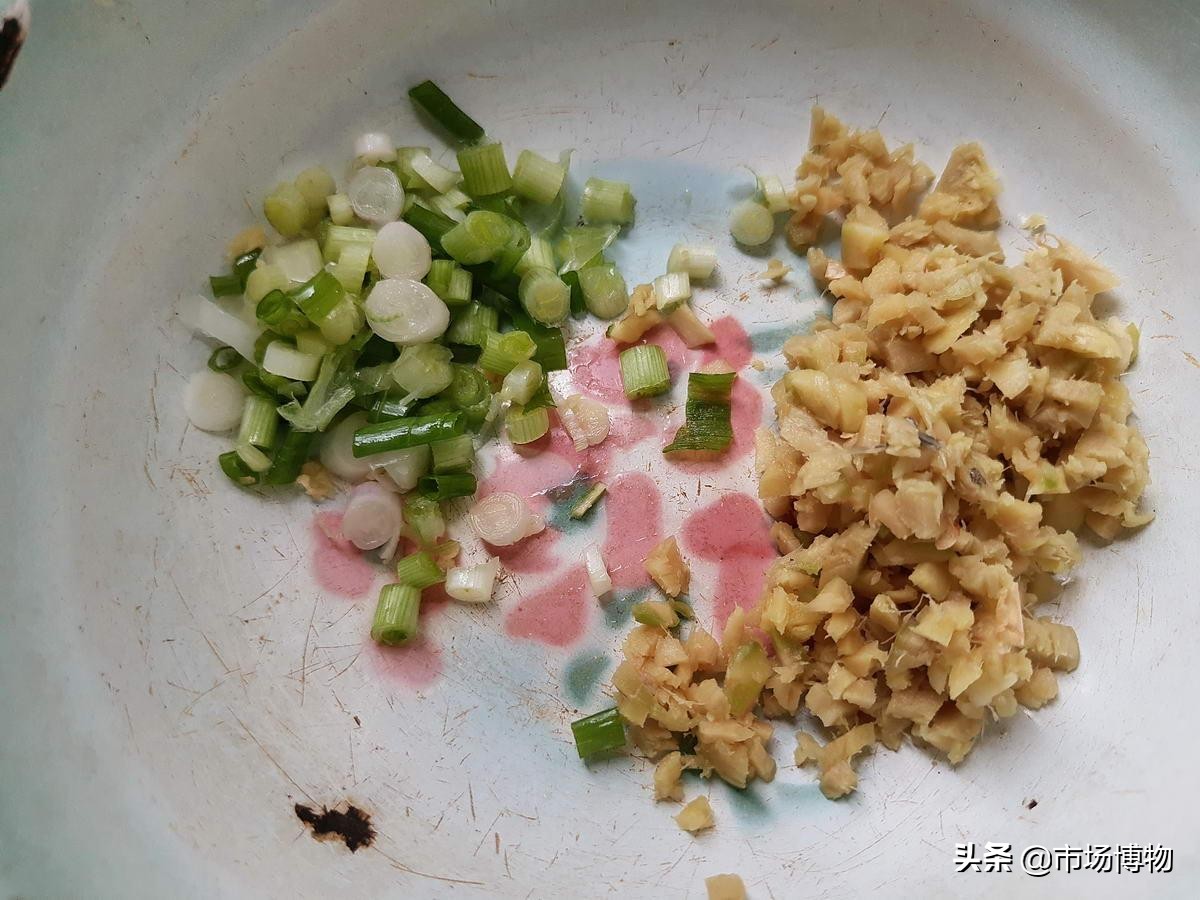 糖醋蒸带鱼的家常做法,葱姜蒸带鱼