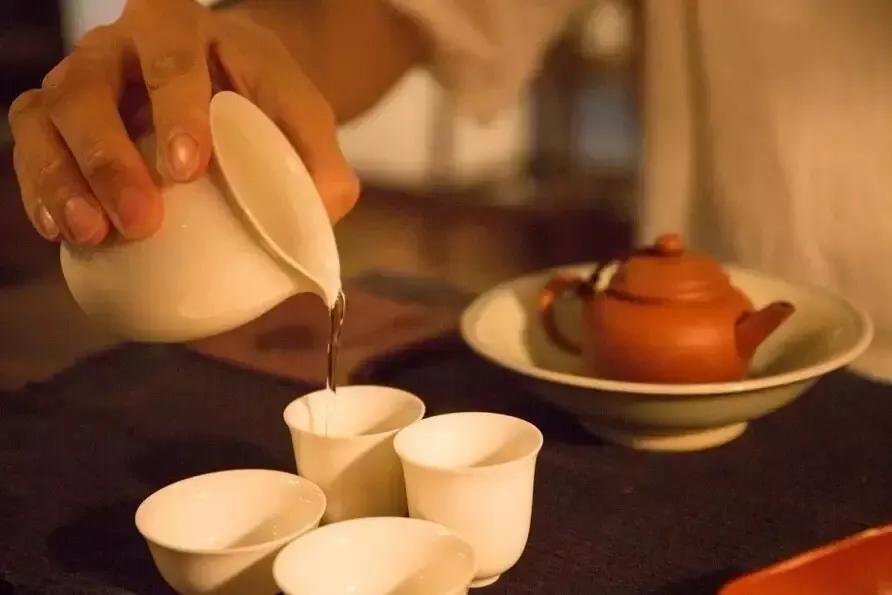 惊蛰适合喝什么茶,惊蛰季节多喝什么茶叶最好