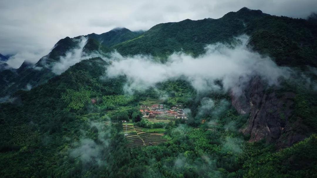 人均300海岛旅游,海岛旅游一价全包