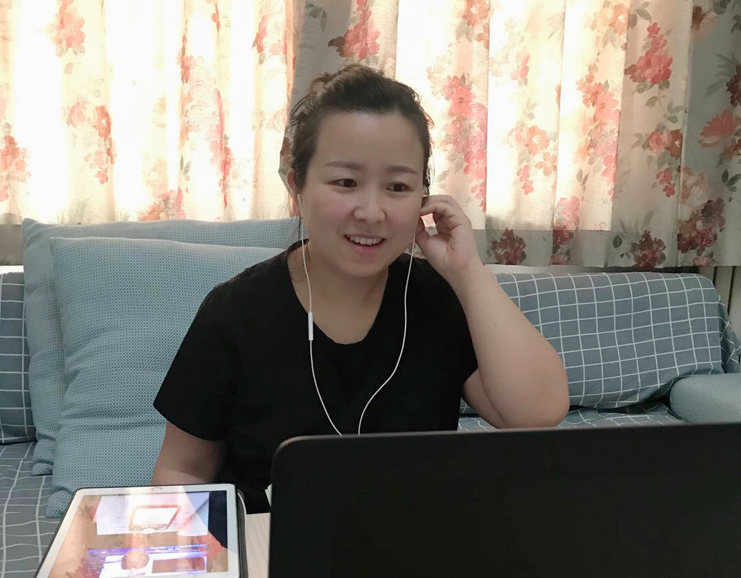 大连东软信息学院第三个学期,见屏如面直播