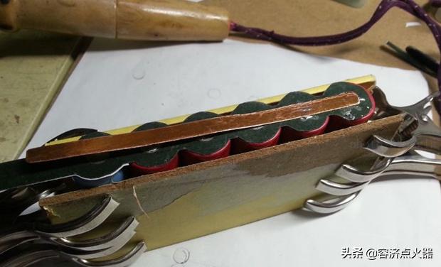 锂电池电压正常不放电什么问题,48伏锂电池空载电压和负载电压