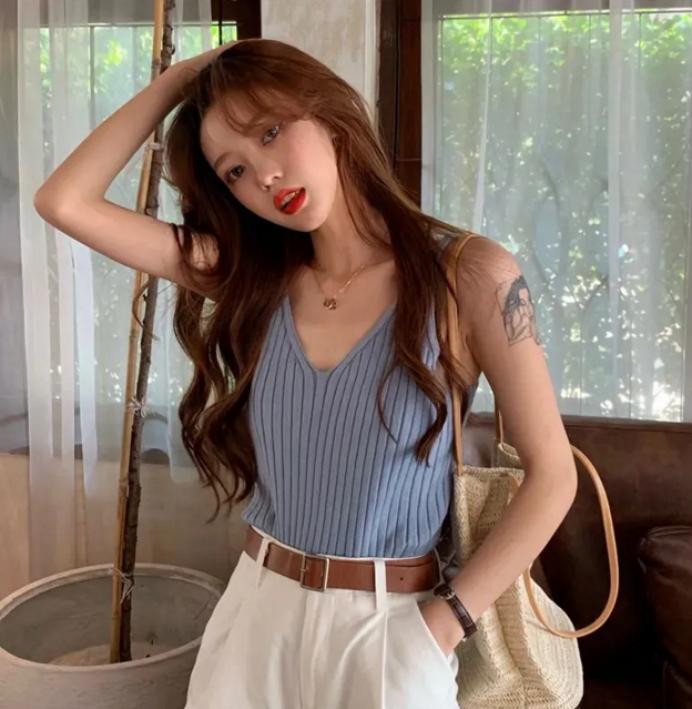 新中式上衣都能搭配什么下装,适合搭配的3款潮流上衣