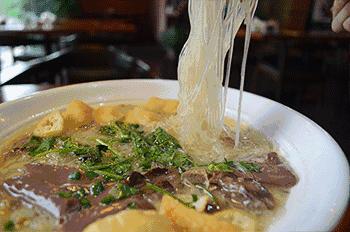 南京下关哪里的鸭血粉丝最正宗,南京鸭血粉丝吃这几家就够了