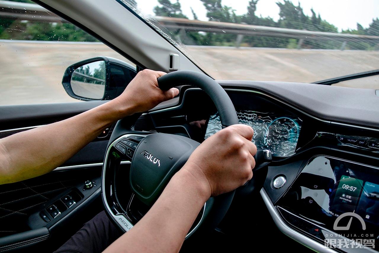 东风风神奕炫Max动力,东风风神奕炫max1.5T变速箱怎么样