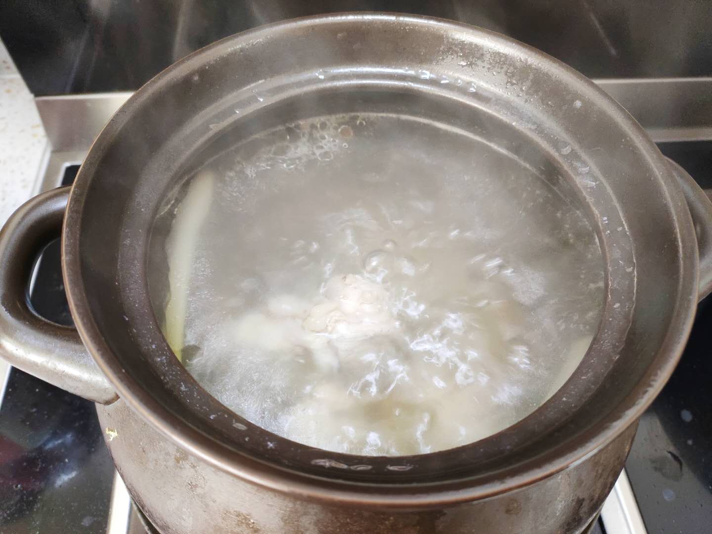 适合宝贝喝的排骨汤教程,宝妈排骨汤怎么炖最好喝