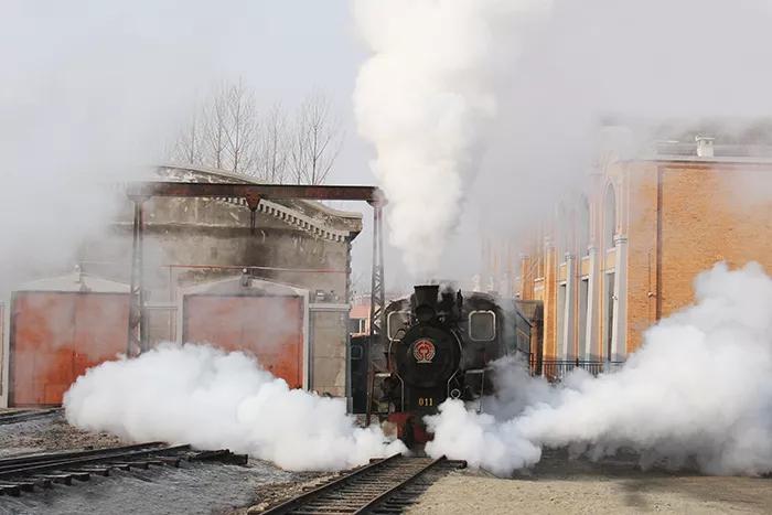 中国废弃古老蒸汽火车,最特别的蒸汽火车