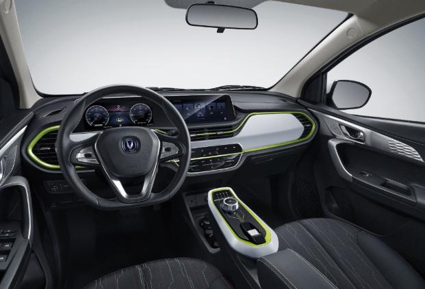 年轻人购车避雷法则,揭底奔奔E-Star到底值不值得买?