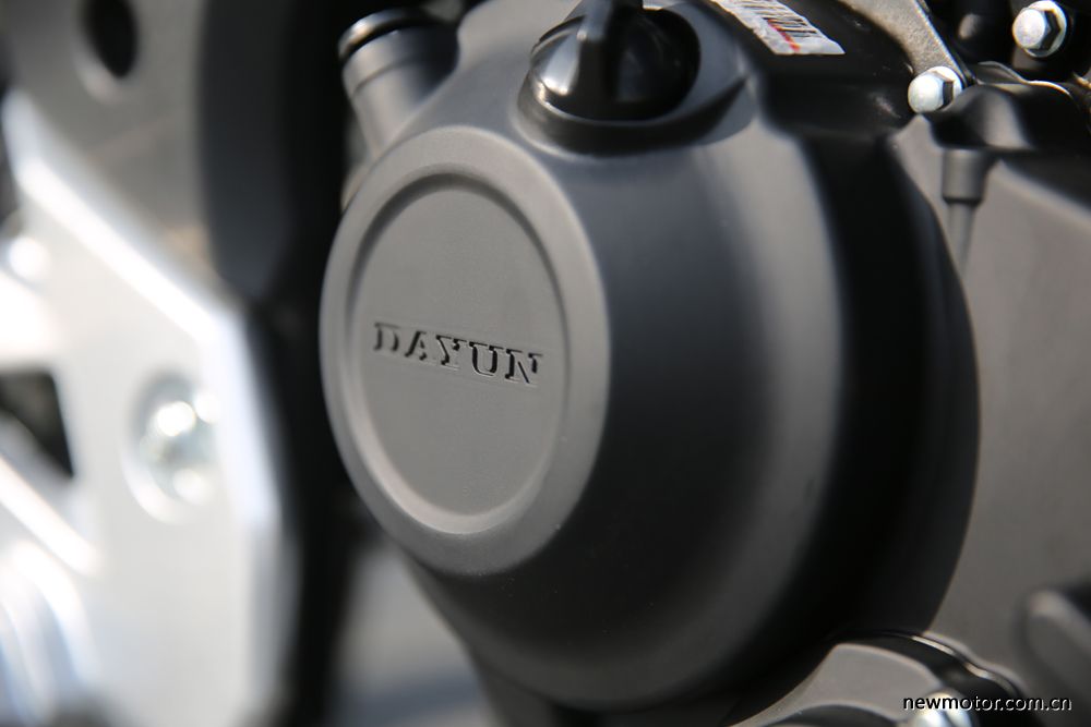 大运300拉力车发动机是不是本田的,大运300拉力车直播