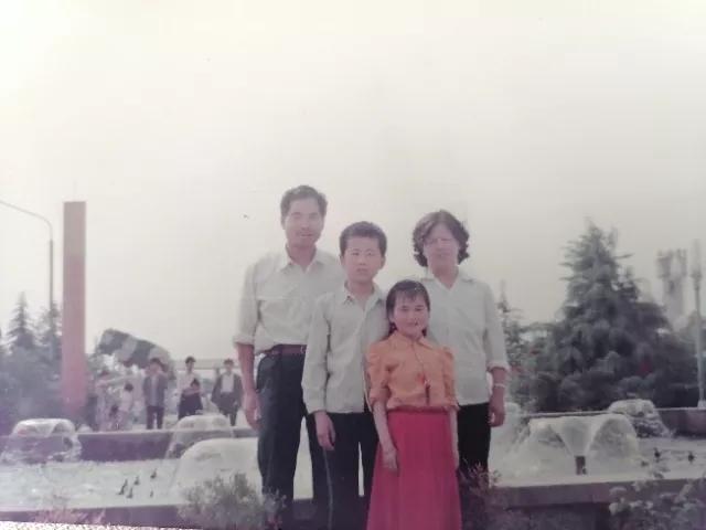 给老婆的结婚纪念日蓝宝石礼物,结婚纪念日蓝宝石蛋糕