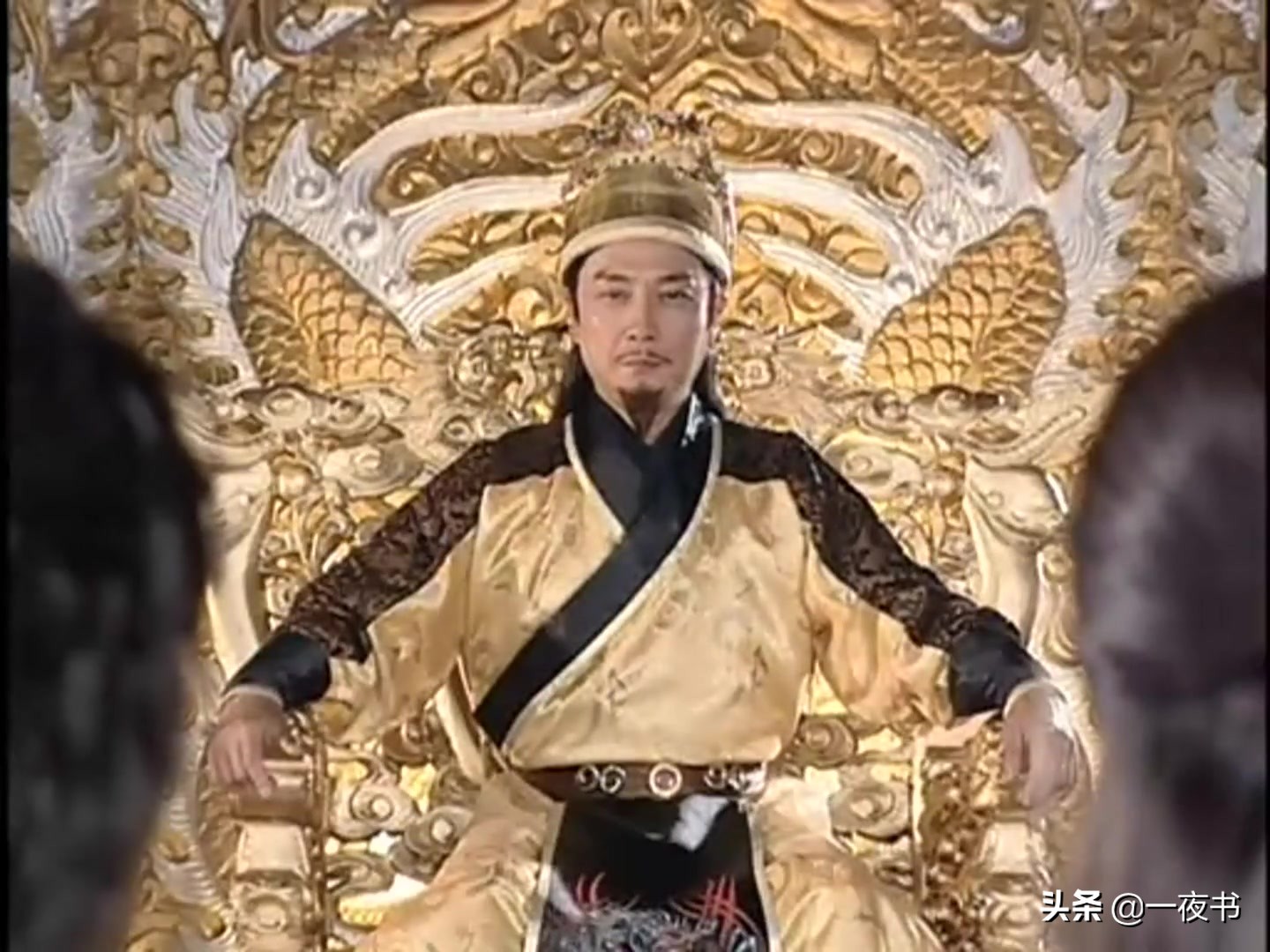 武侠经典角色铁胆神侯,铁胆神侯打得过入魔后的雄霸