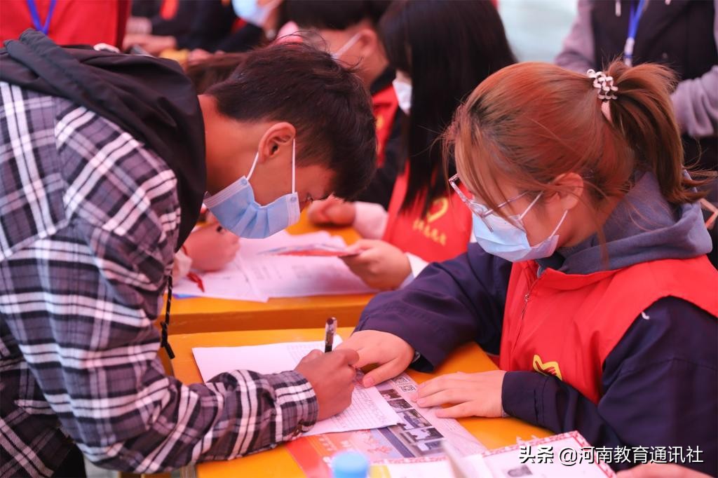 2019信阳职业技术学院新生报到,信阳职业技术学院春夏秋冬