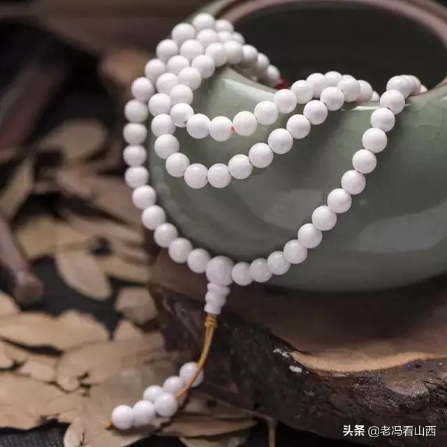 什么文玩不能碰手,这几样文玩千万不要碰