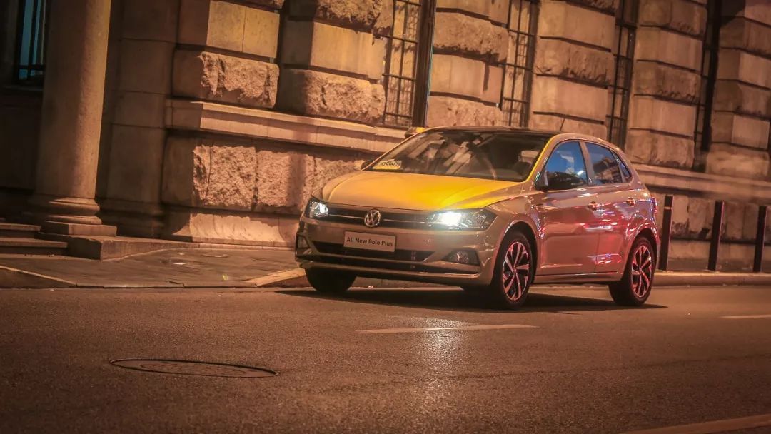 价格便宜性价比高的车2万左右,起售价和顶配相差最大的车