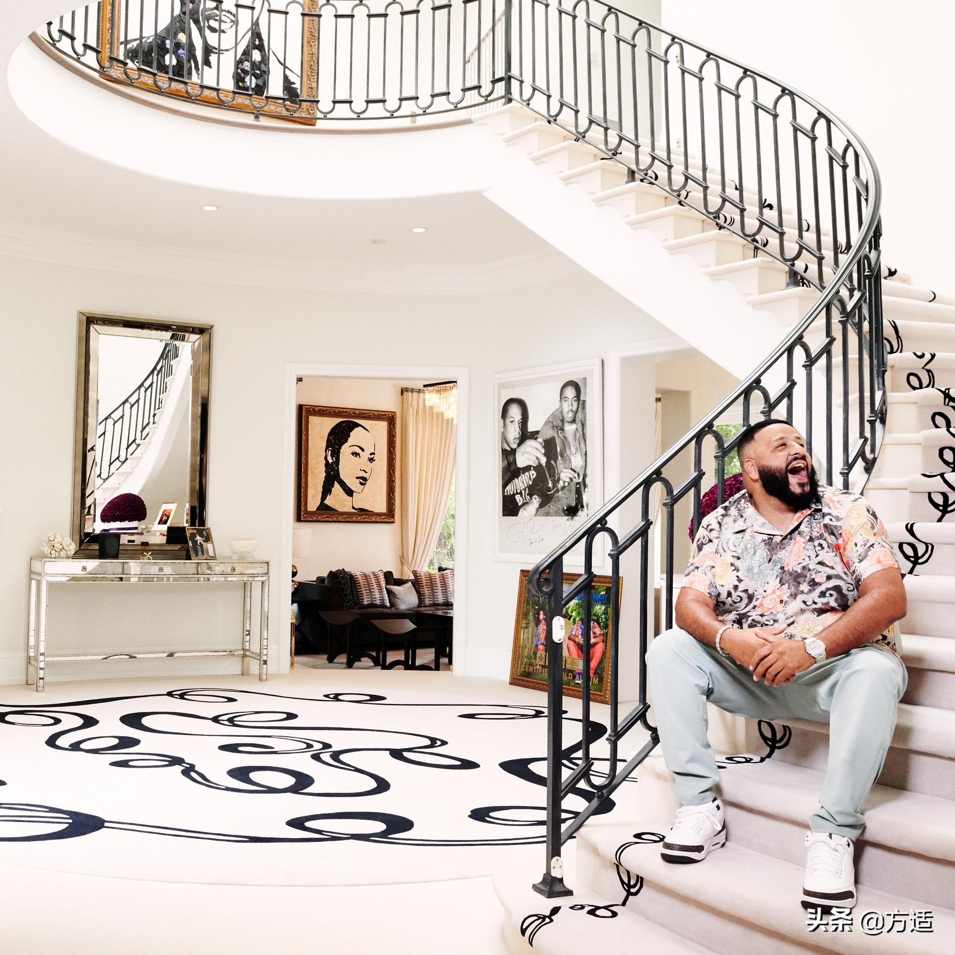 年收入4000万美元，他是福布斯排行榜上最赚钱的嘻哈制作人