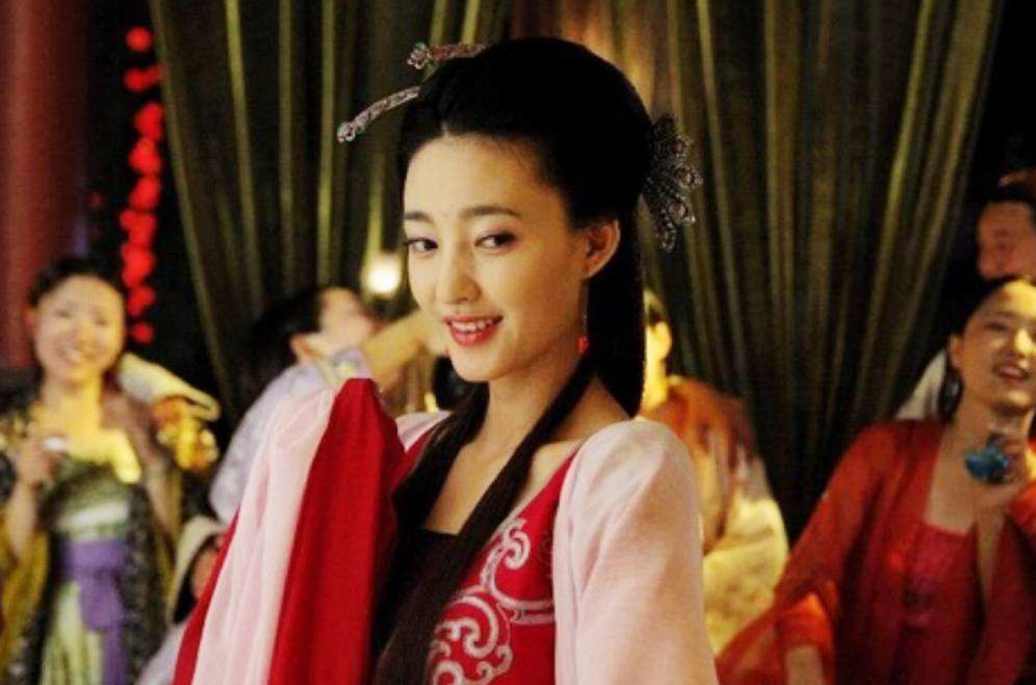 清明时节说杜牧，怀才不遇而又乐观开朗，风流却痴情的矛盾人生