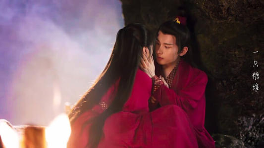 一度君华的短篇虐心小说,一度君华类似的小说