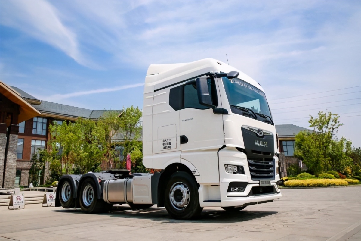 百年曼恩意气风发全新一代TGX走进泉城济南