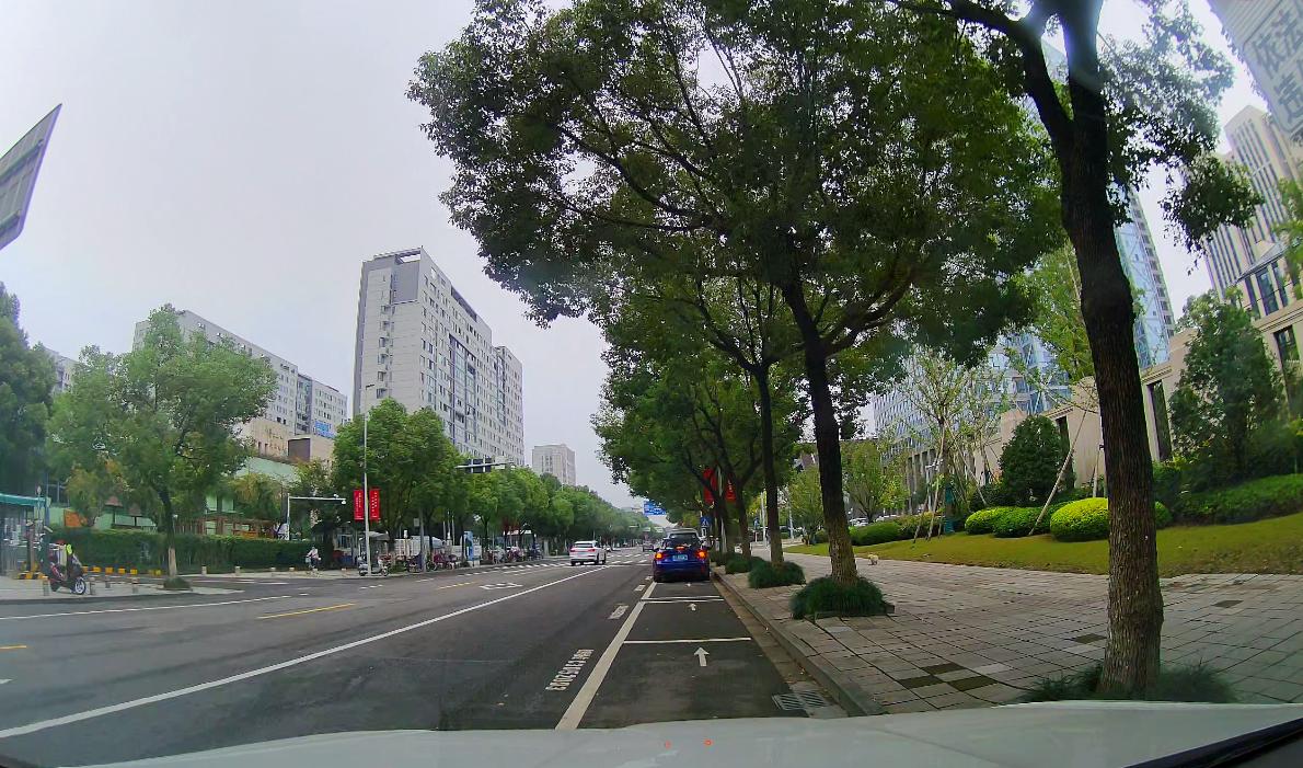 行车记录仪晚上能看清怎么选,行车记录仪都能在哪里看到