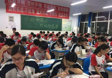 哪种方法可以拿到全日制本科,成人怎么获得全日制本科